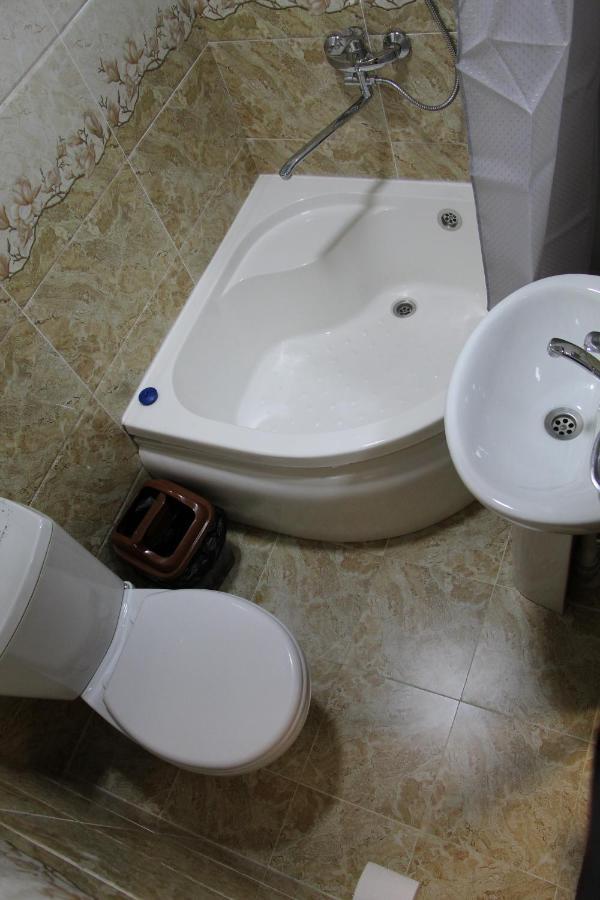 Zafaron Hotel Taszkent Zewnętrze zdjęcie