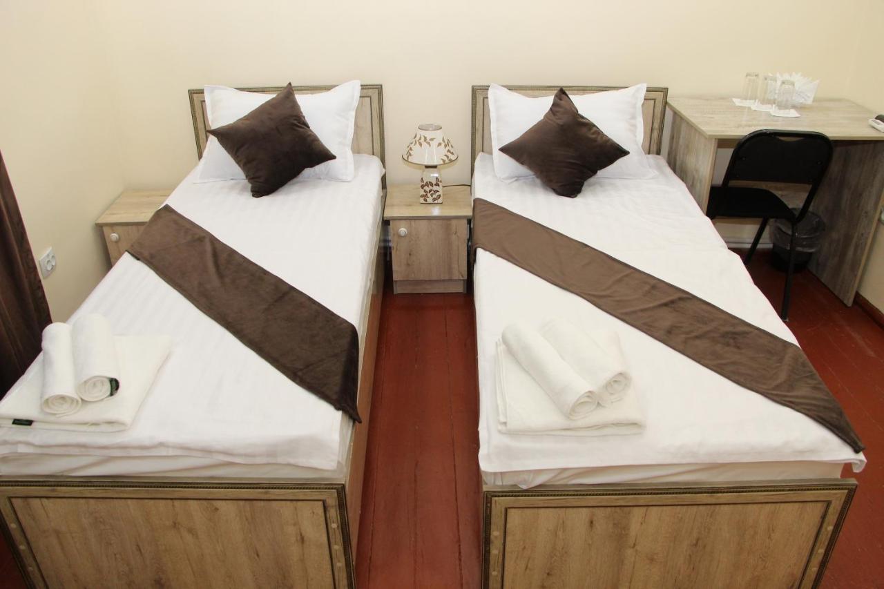 Zafaron Hotel Taszkent Zewnętrze zdjęcie