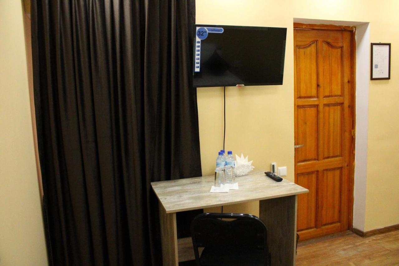 Zafaron Hotel Taszkent Zewnętrze zdjęcie