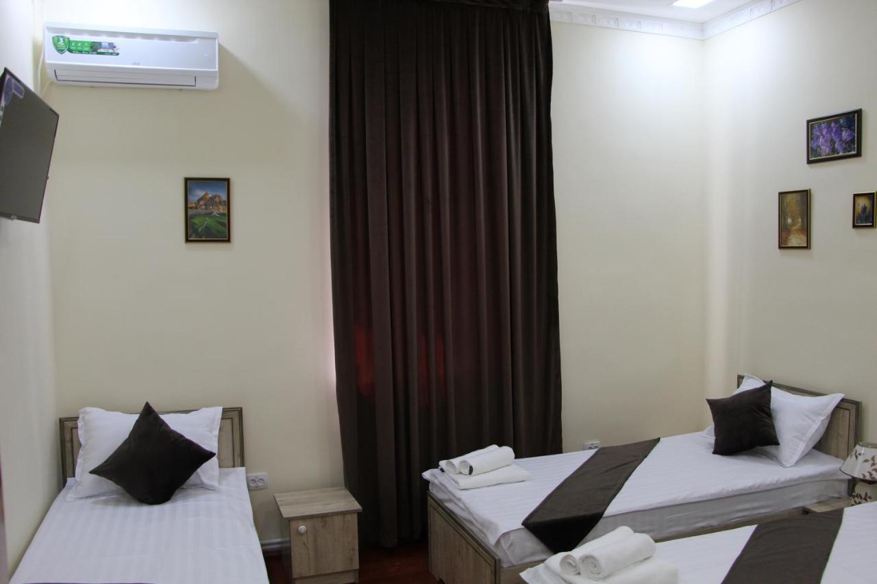 Zafaron Hotel Taszkent Zewnętrze zdjęcie
