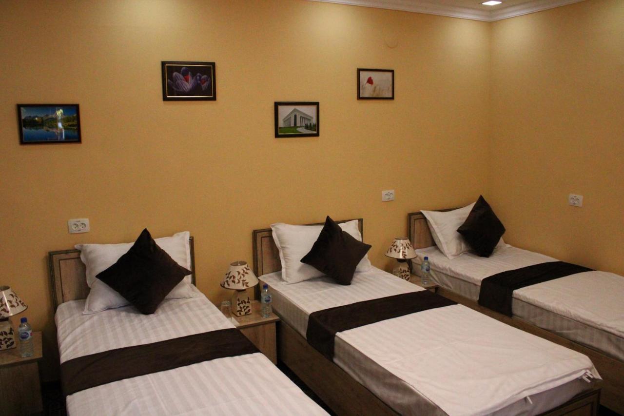 Zafaron Hotel Taszkent Zewnętrze zdjęcie