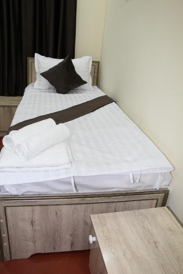 Zafaron Hotel Taszkent Zewnętrze zdjęcie