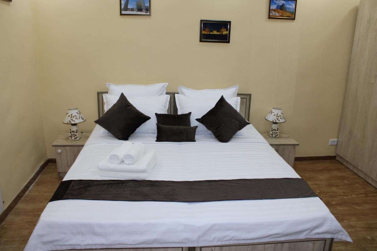 Zafaron Hotel Taszkent Zewnętrze zdjęcie